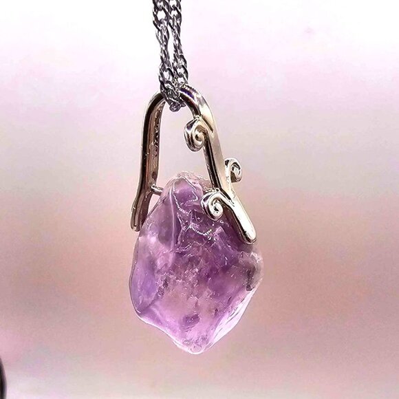 Nature Lavender Amethyst Polished Tooth Silver Leaf Pendant Necklace - Picture 6 of 10